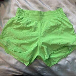 Lululemon High-Rise 4 inch HOTTY HOT Shorts